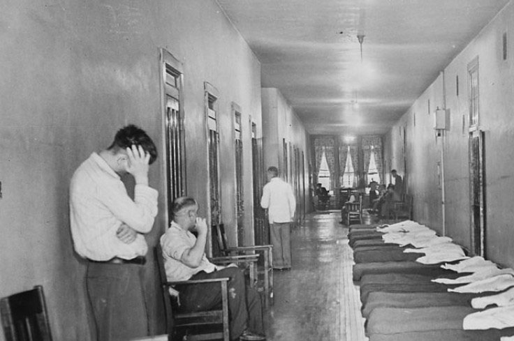 16 Terrifying Facts About Asylums in the 1900s – BuzzNext